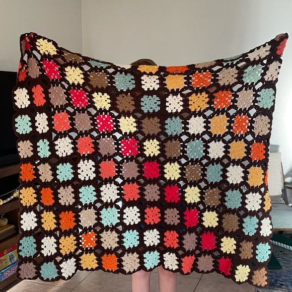 Granny Square Friends Snuggie Granny Square Beautiful Blanket 60”x48”